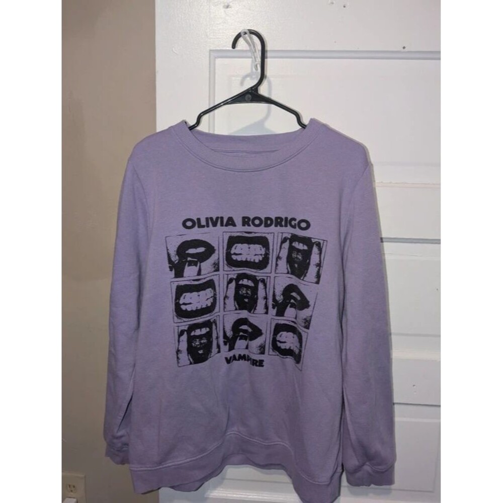 Olivia Rodrigo Vampire GUTS Album Purple Graphic Crewneck Sweatshirt Womens XXL